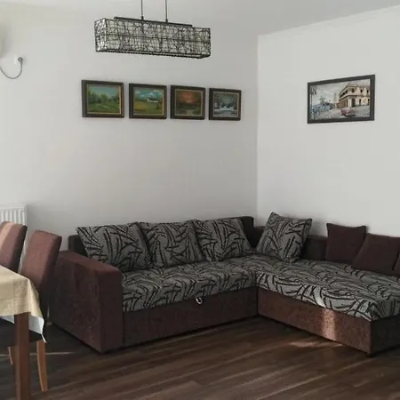 Lara Apartman