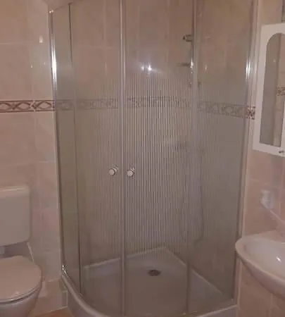 Lara Apartman * Siófok