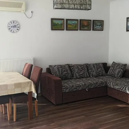 Lara Apartman Appartement *